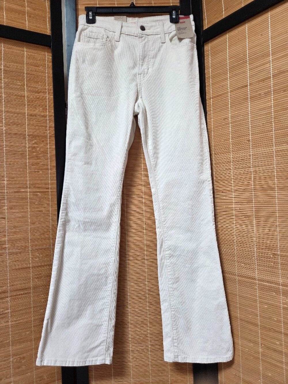 Levi's 725 Women's 27/32 High Rise Bootcut Corduroy Pants Cream Logo Stretch